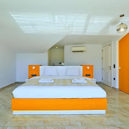 Vilă 5 Bedroom Luxury In - 1019
